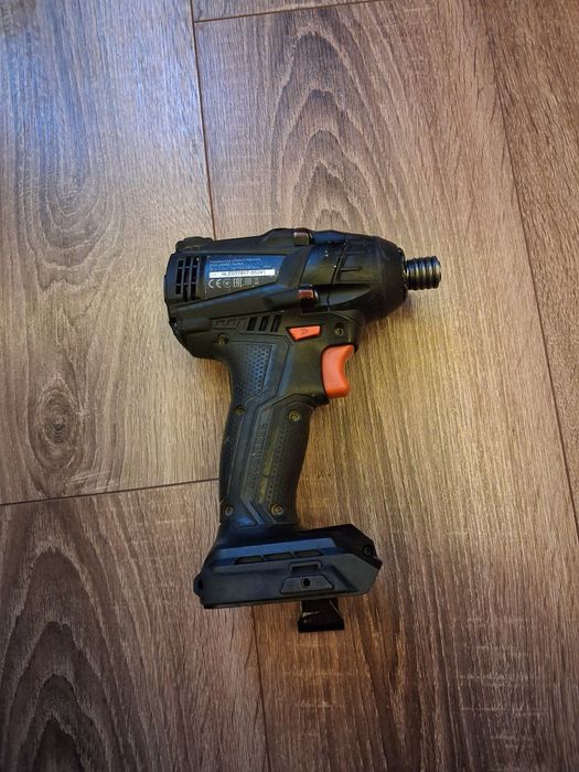 Безщітковий винтоверт Дніпро М DTD-200BC Ultra.