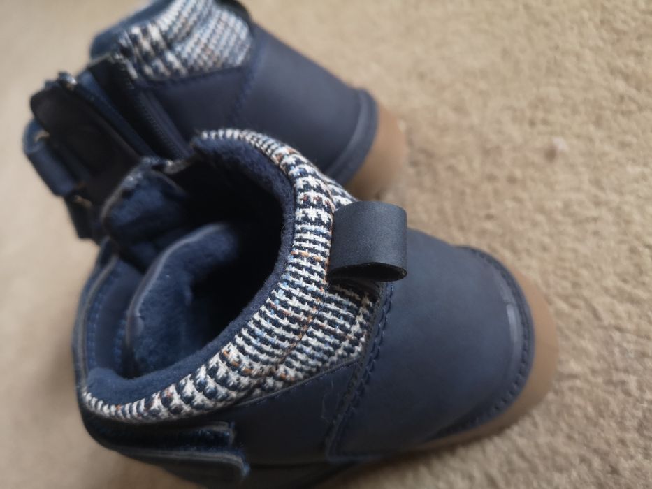 Nowe buty traperki 27