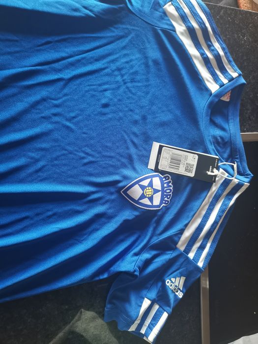 Camisola Adidas - Amora FC 11/12 anos
Novo Com etiq
