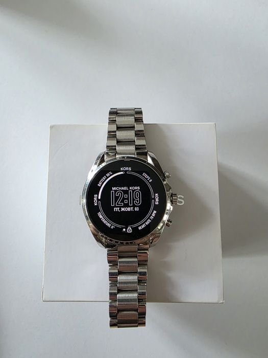 Смарт годинник michael kors gen6 silver (mtk5139)