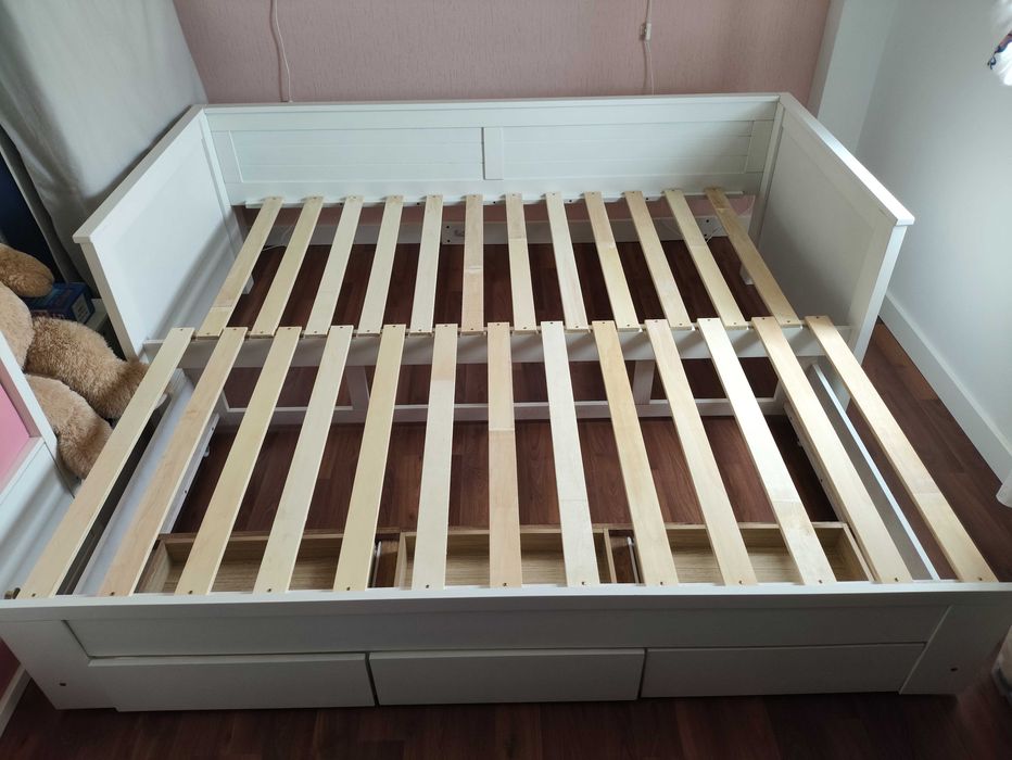 Cama dupla com arrumação em madeira branca 90/180 x 200 cm