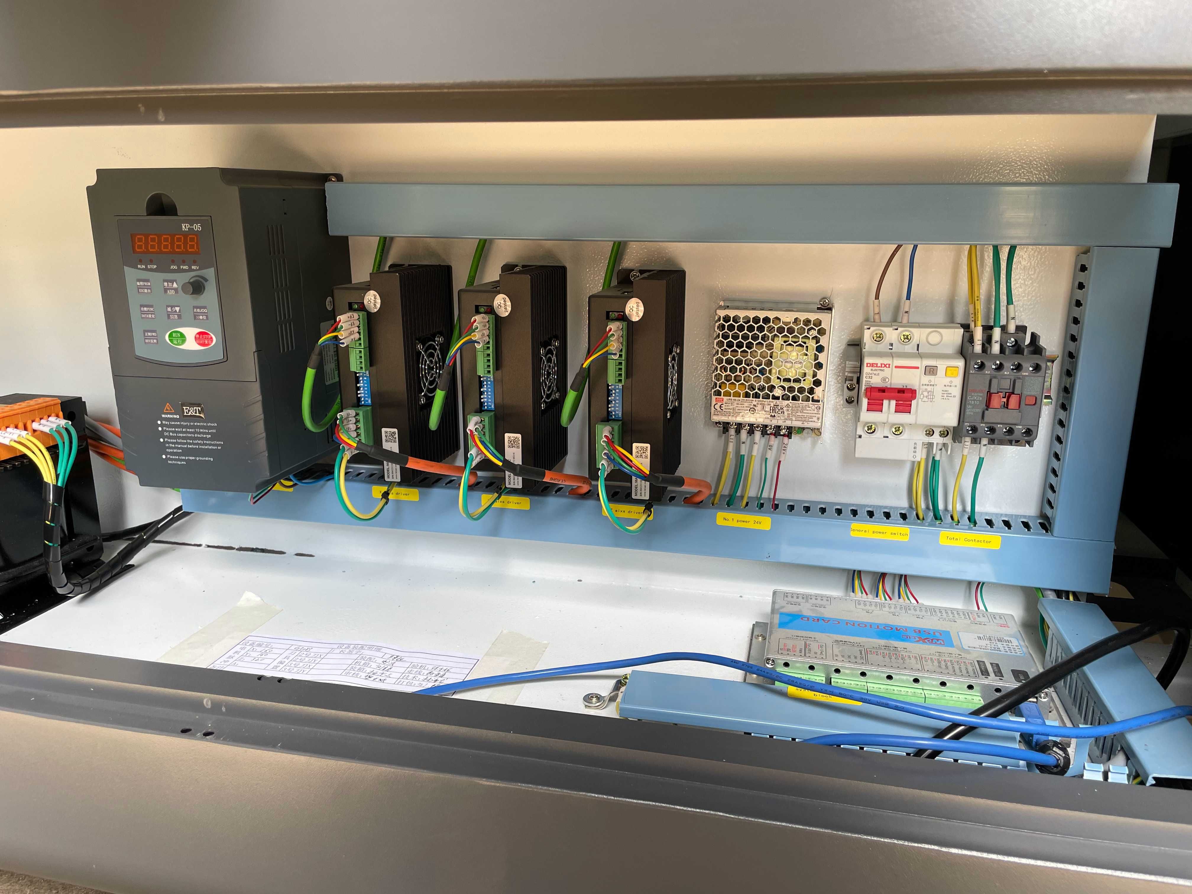 Frezarka CNC ploter frezujący cnc router 6090 60x90x20cm. 3kW. fv23%