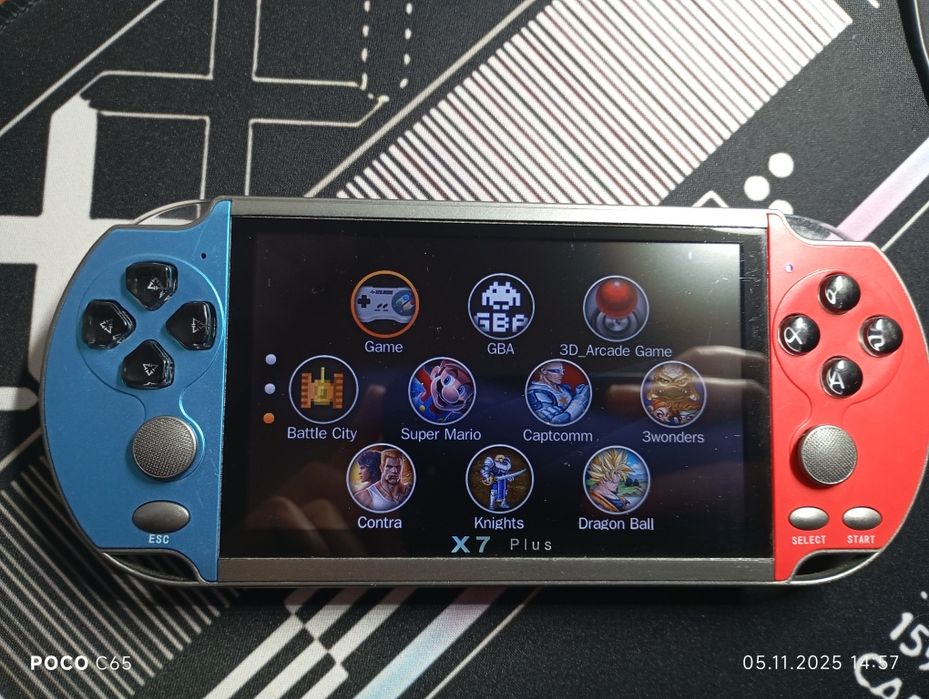 Приставка X7 Plus — ретро консоль (потрібна заміна батареї)