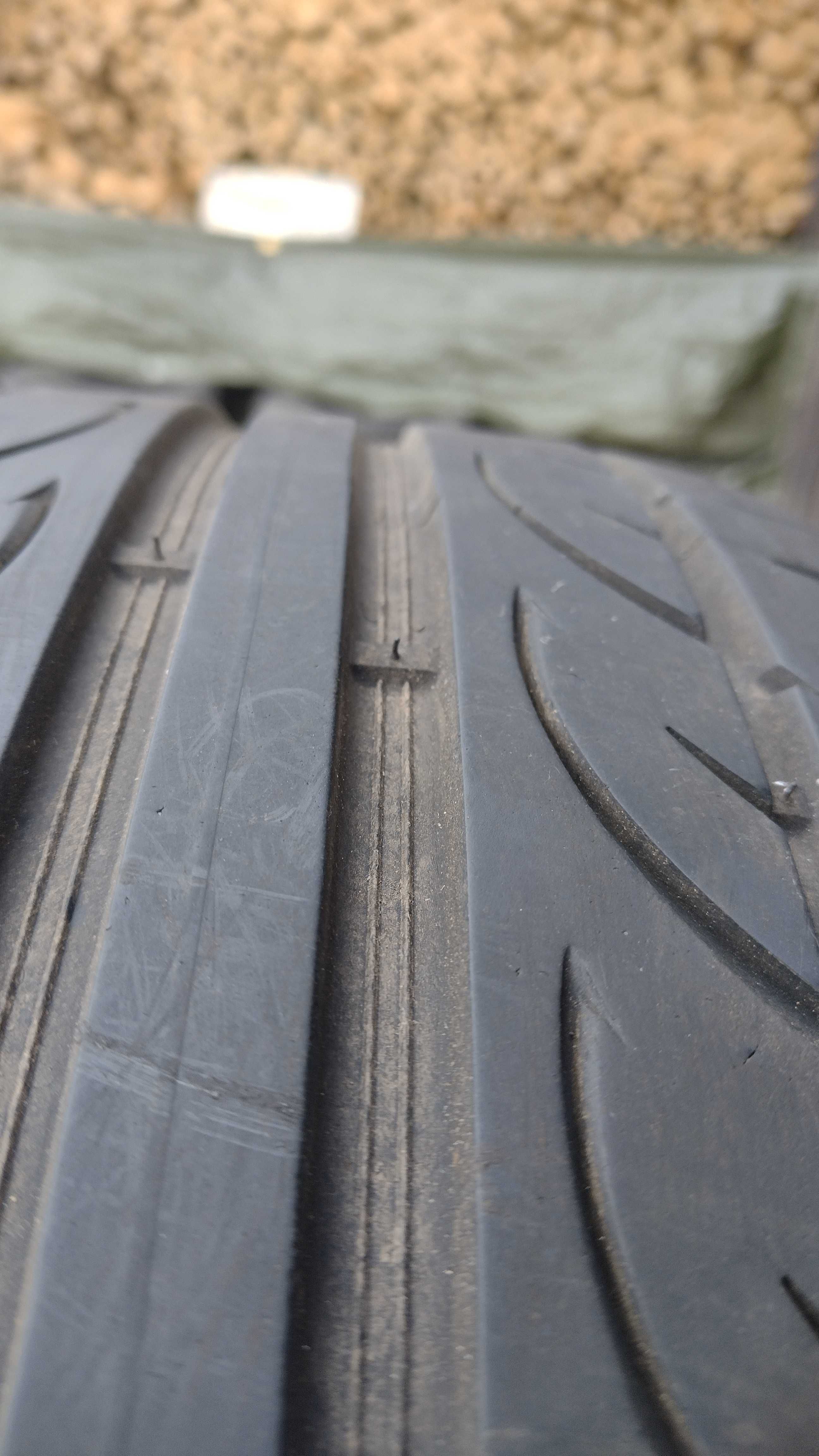 Opona Hankook Ventura v12 evo2. 215/45 R17