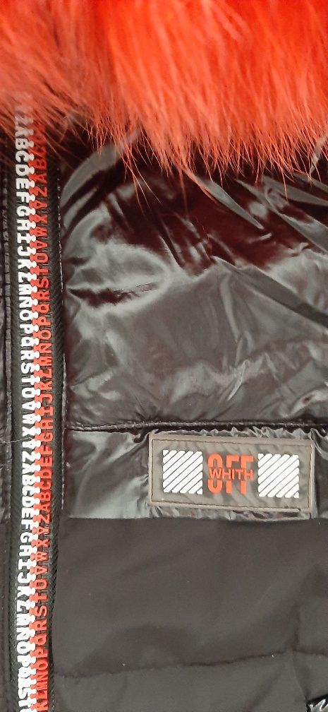 Пуховик Off-white  р.36 (6-8 лет ) холофайбер.
