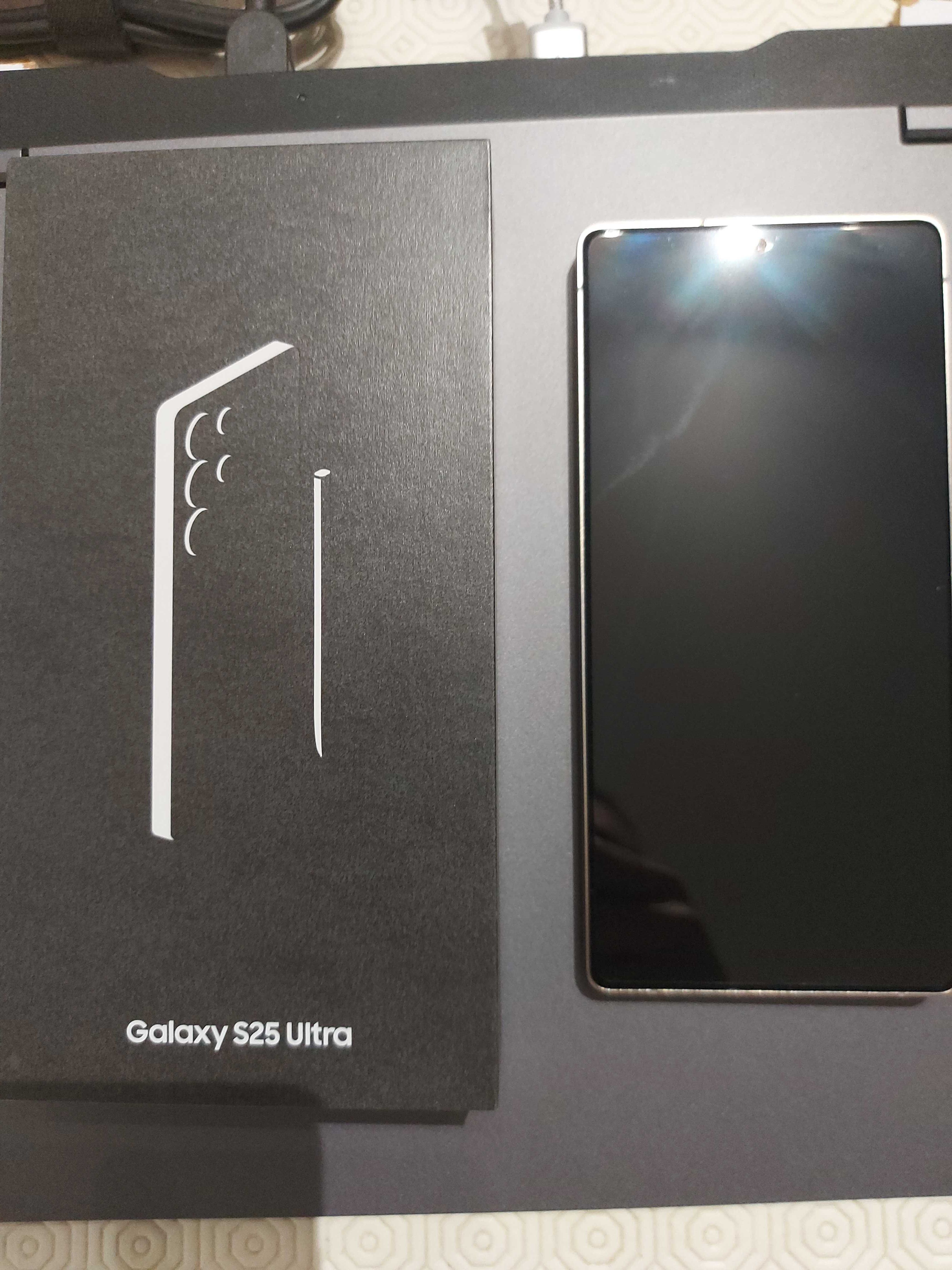 Samsung S25 Ultra 256Gb NOVO - 3 anos Garantia