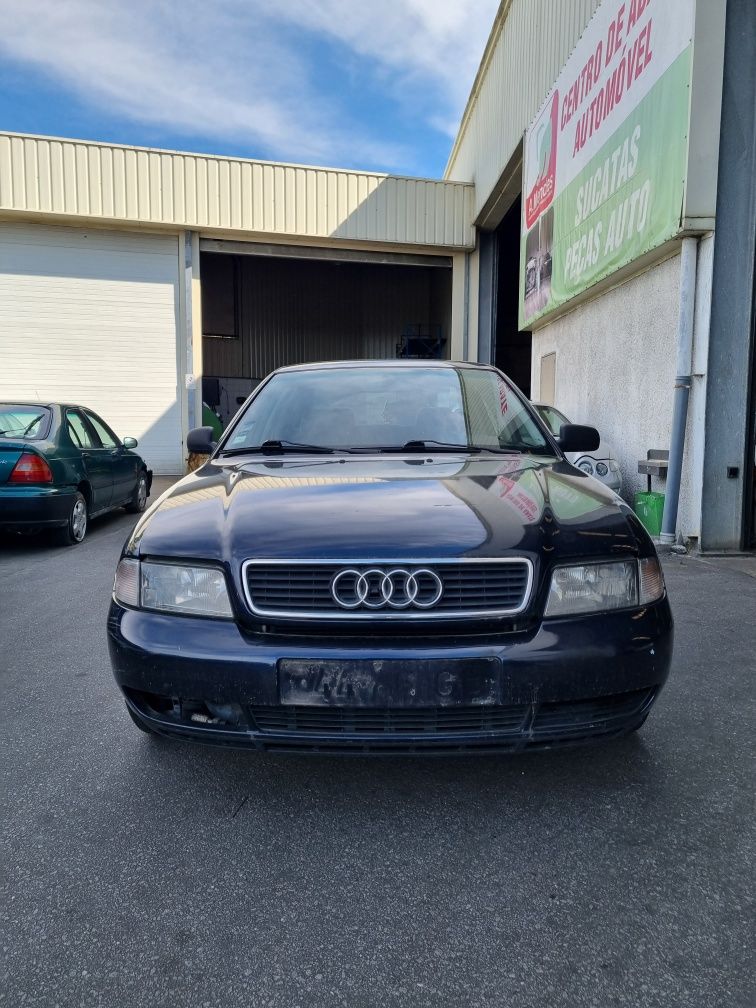 Audi A4 B5 1.8 Turbo de 1996 para peças