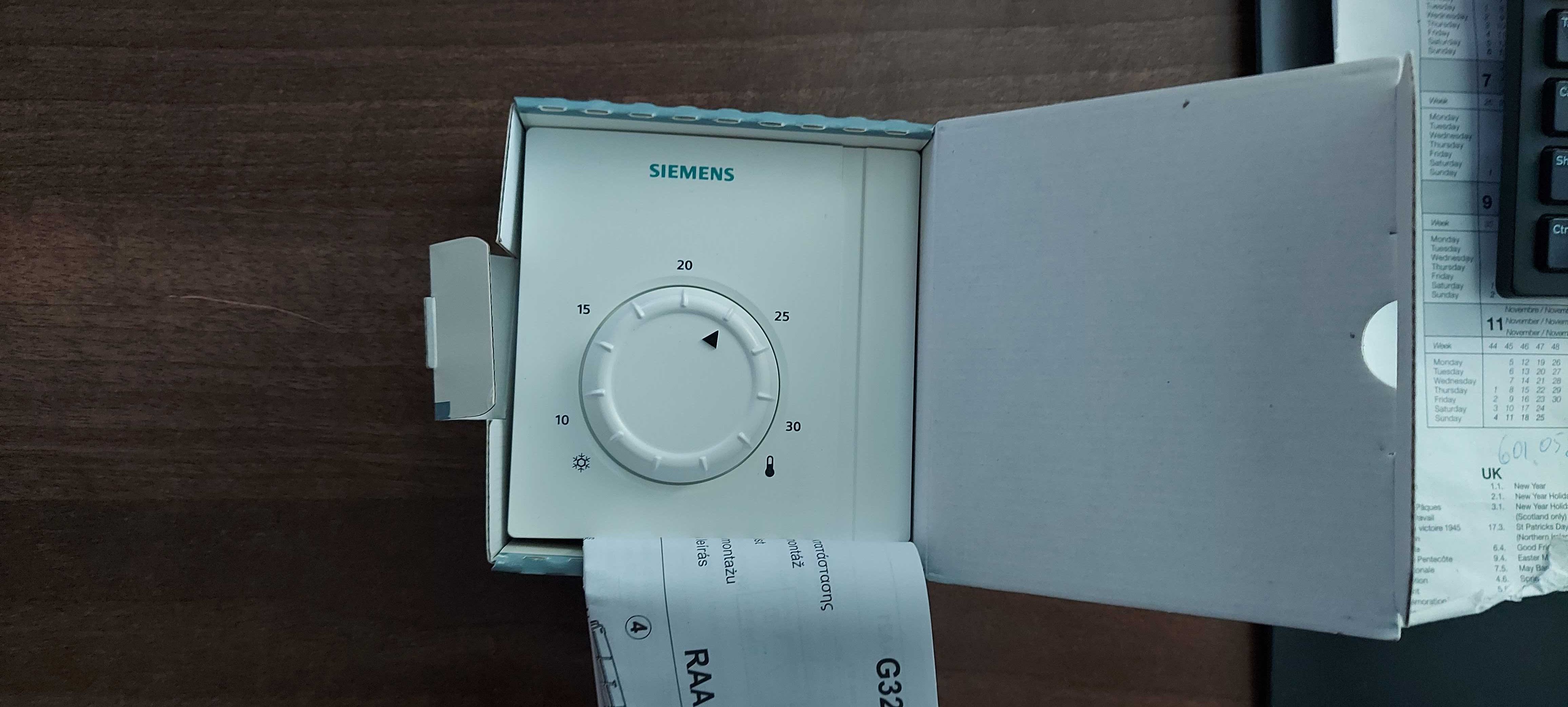 Termostat pokojowy Siemens RAA21 - 6 sztuk