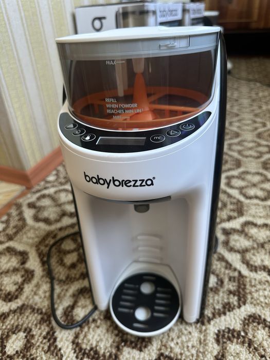 Продається Babybrezza для приготування дитячої суміші