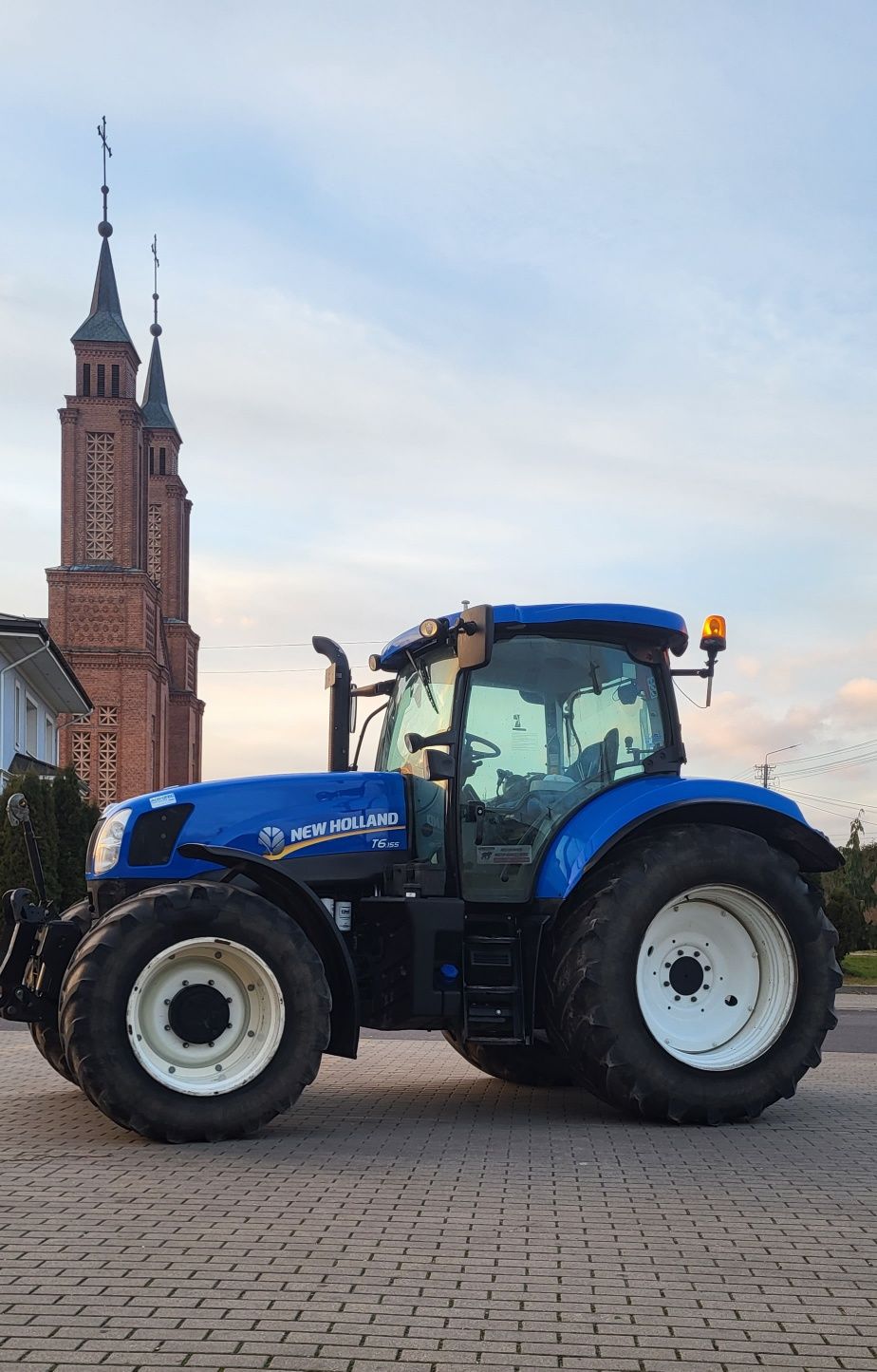 New Holland t6.155EC 2015r 6980h piękny stan,  możliwość nowych opon