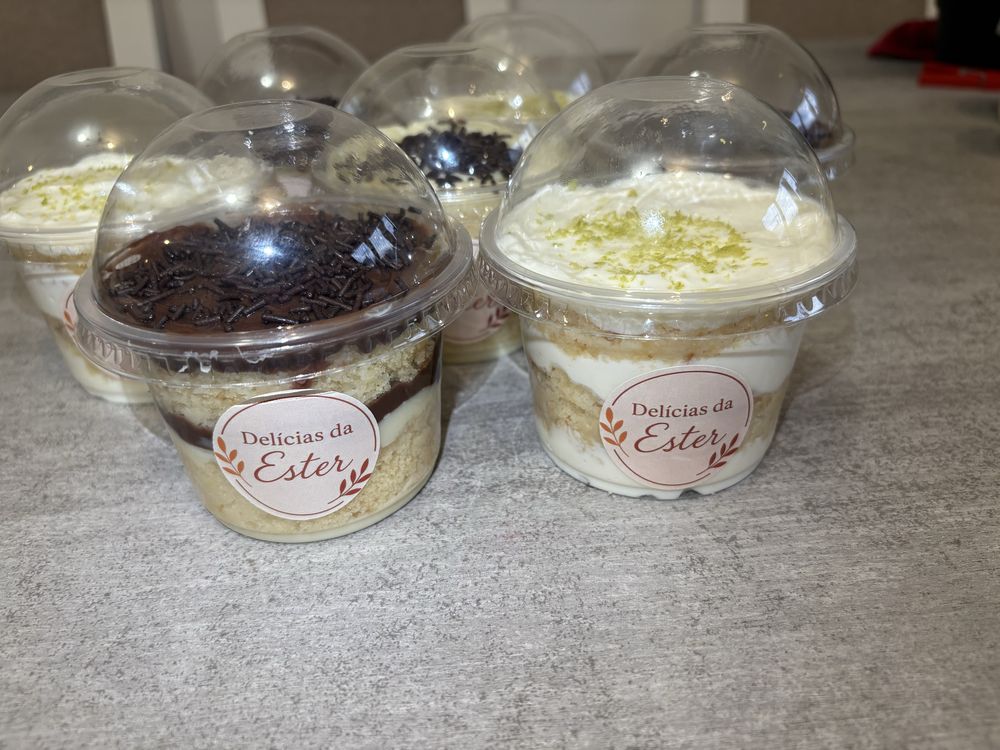 Bolo de pote e torta de pão com frango cremoso