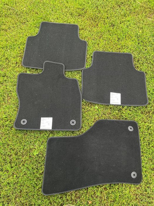 Dywaniki Welurowe Passat B8
