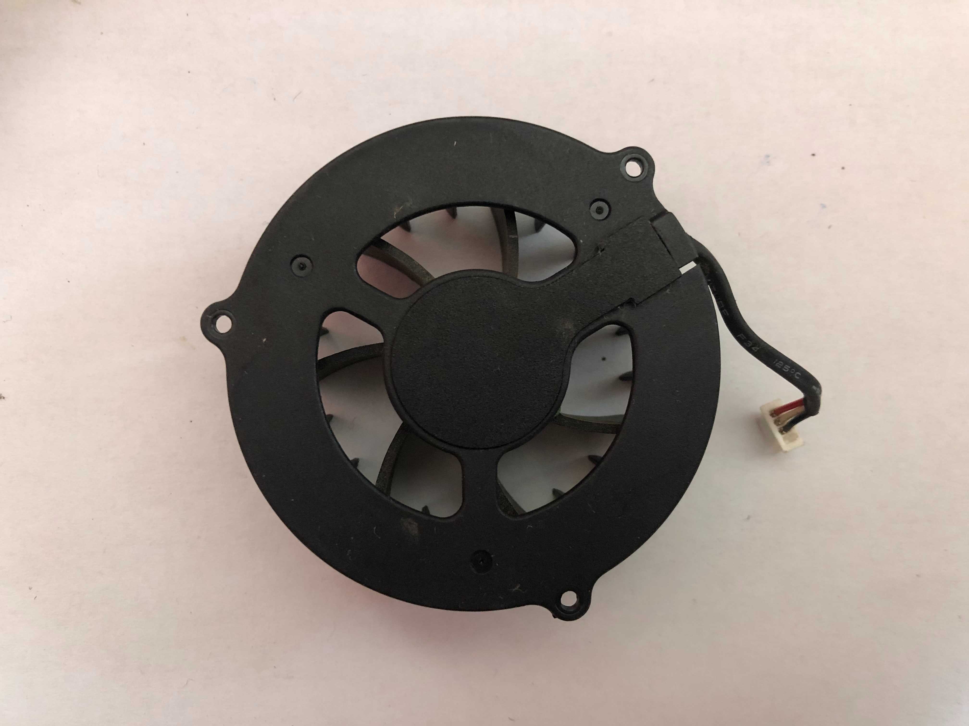 Wentylator Ada 5V , fi 5,5 cm,  Model:  AD0505HB-C03