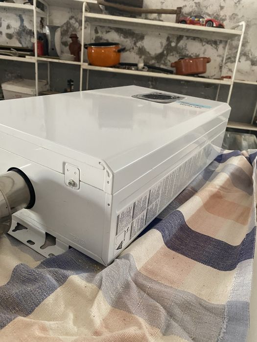 Esquentador Ventilado Ariston EVO OFT 12L