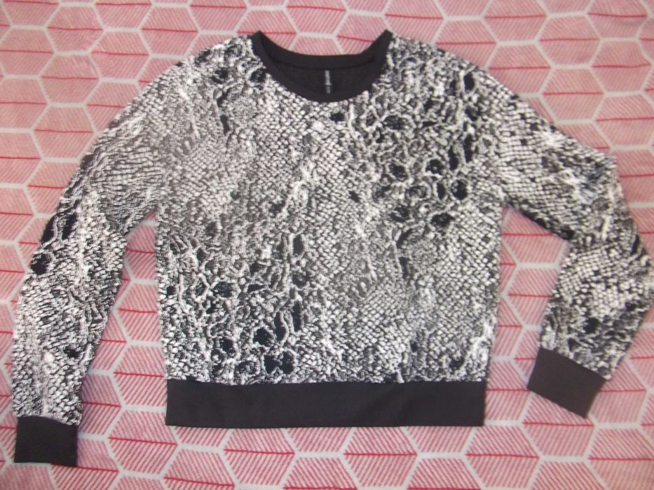 Camisolas preto&branco /Black&white sweaters–Stradivarius & Zara (S/M)