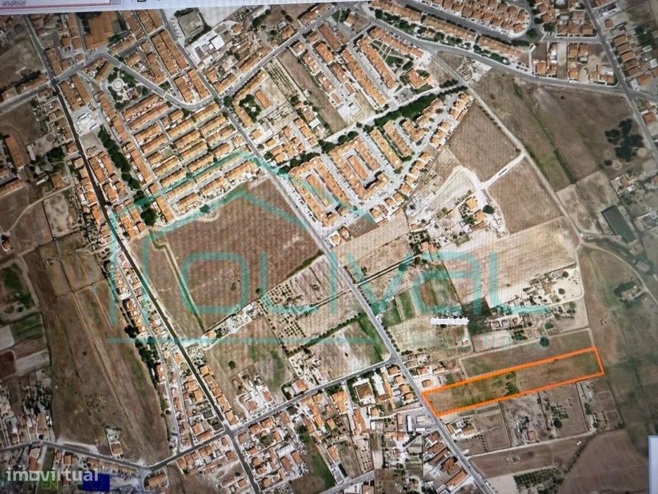 Terreno Urbano - Condominio Privado - Habitação Coletiva 50 Fogos