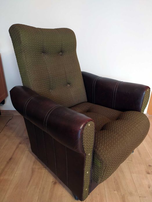 Fotel na kółkach, obicie skórzane, brązowy