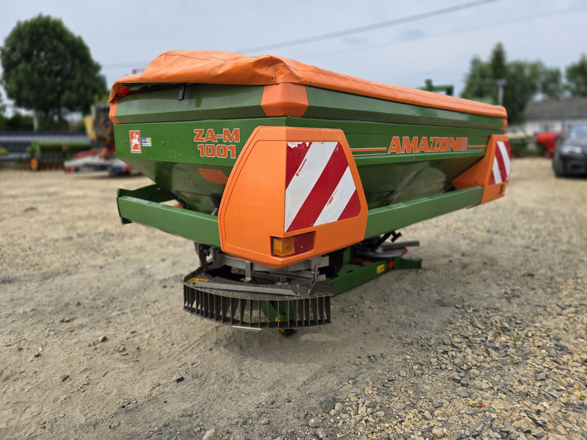 Rozsiewacz Amazone ZAM 1001 jak NOWY ** import Niemcy**