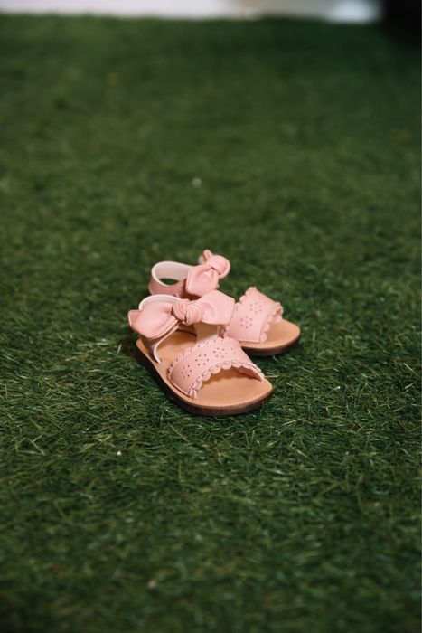 Босоніжки для дівчинки