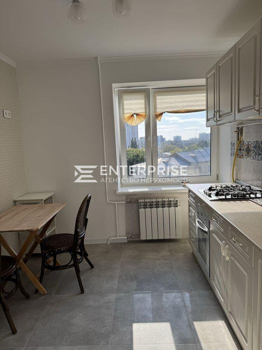 Продаж 2-кімнатна, Печерськ, якісний ремонт, Центр