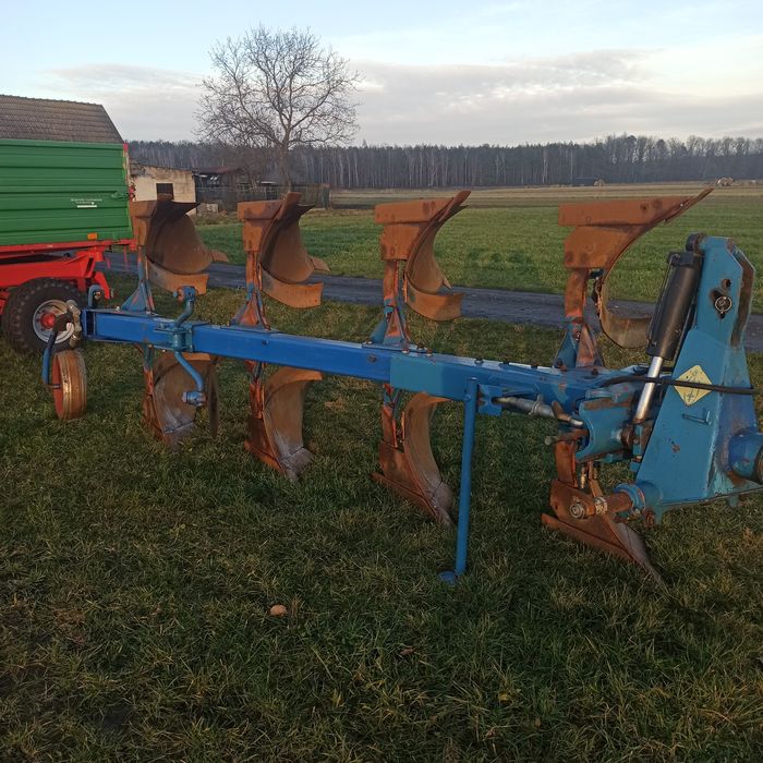 Pług OVERUM  CX 4 skibowy obrotowy.  4x50