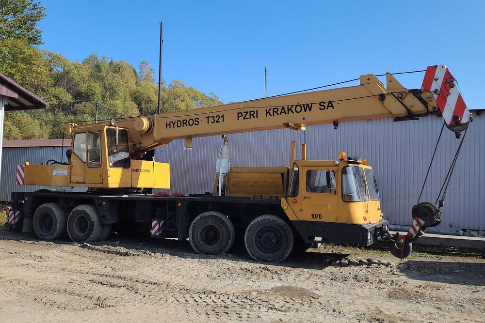 Skrzynia biegów do dźwigu Hydros T321.