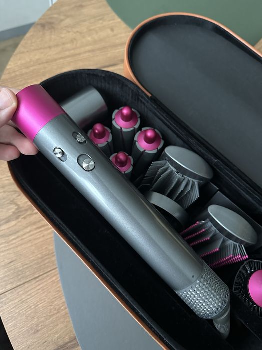 Продам стайлер Дайсон Dyson Airwrap HS01