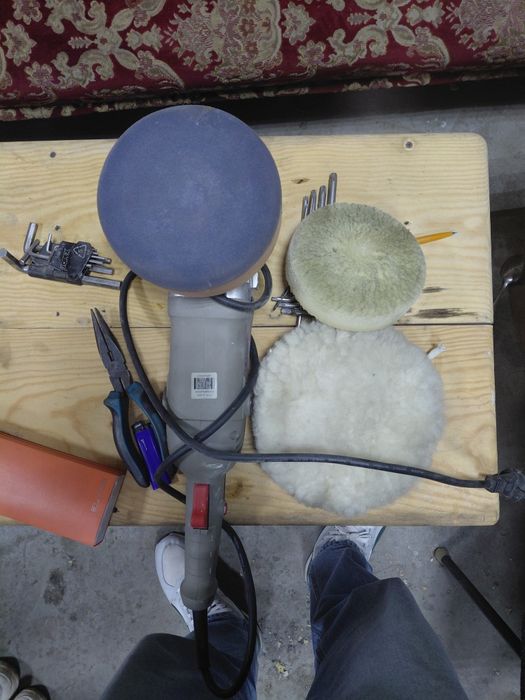 Полироль машинка