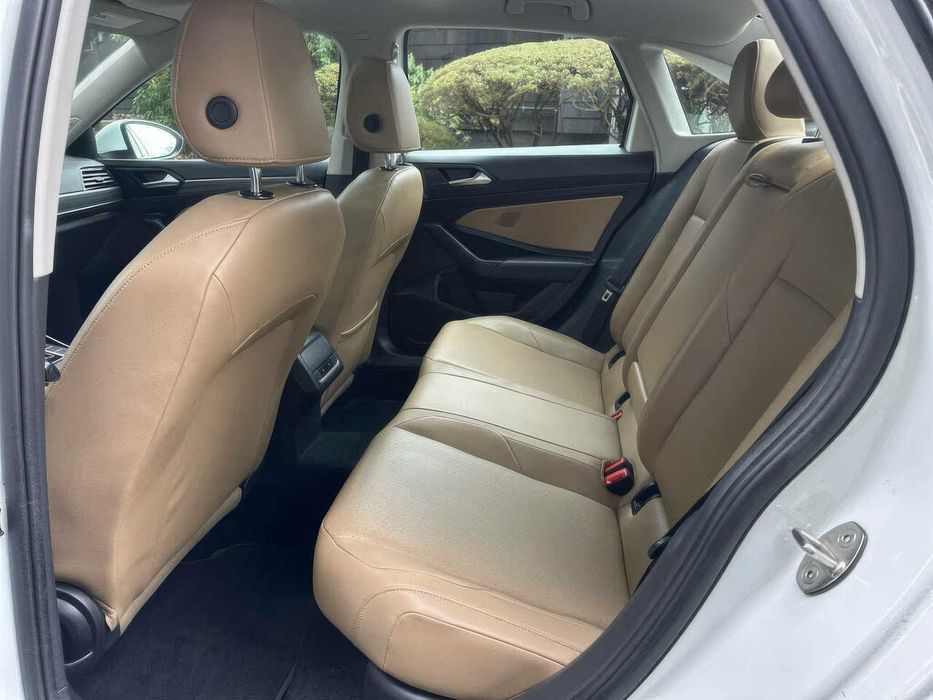 Volkswagen Jetta SEL      2020