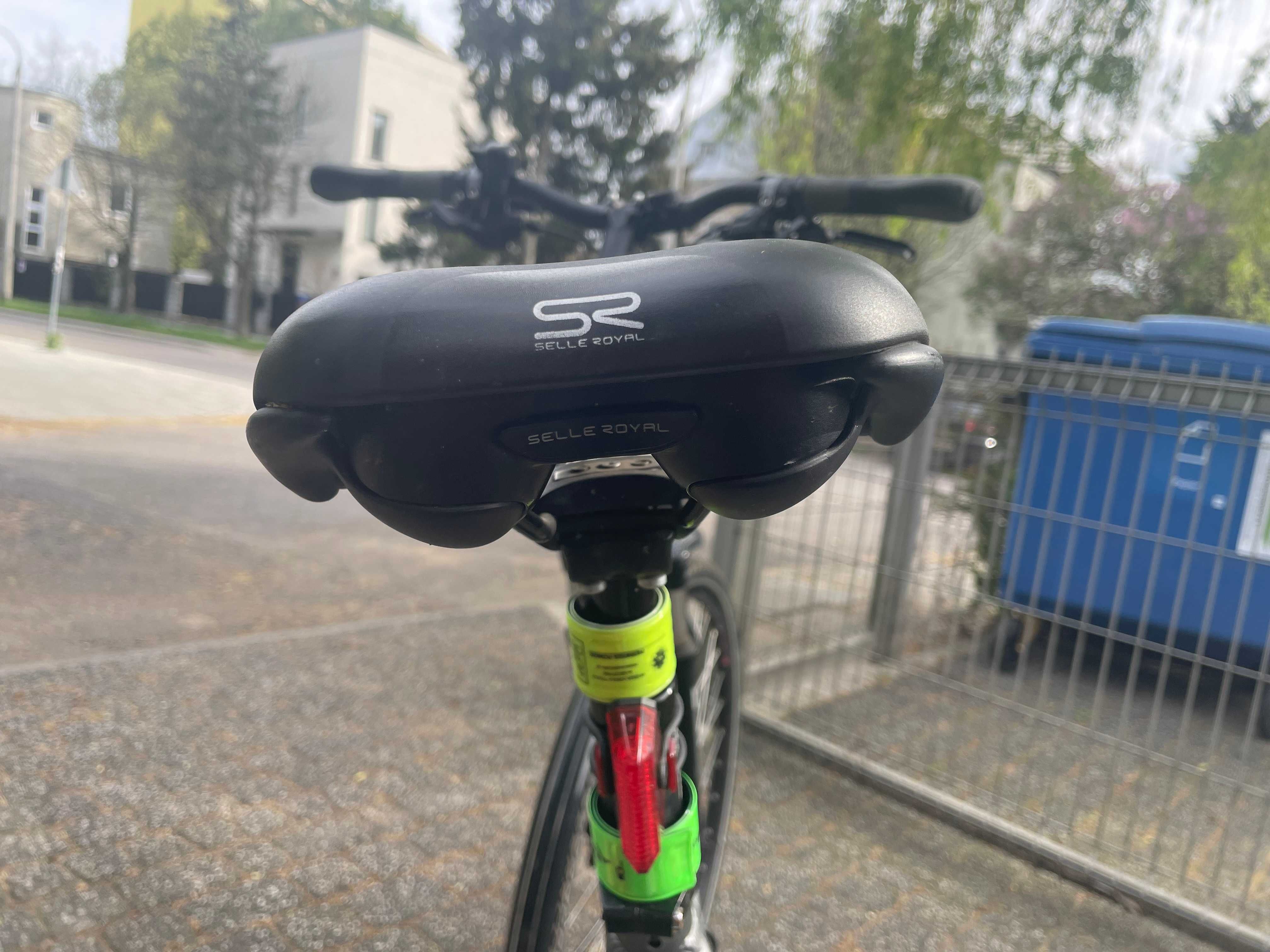 Rower męski UNIBIKE GTS trekking rama 19", koła 28"