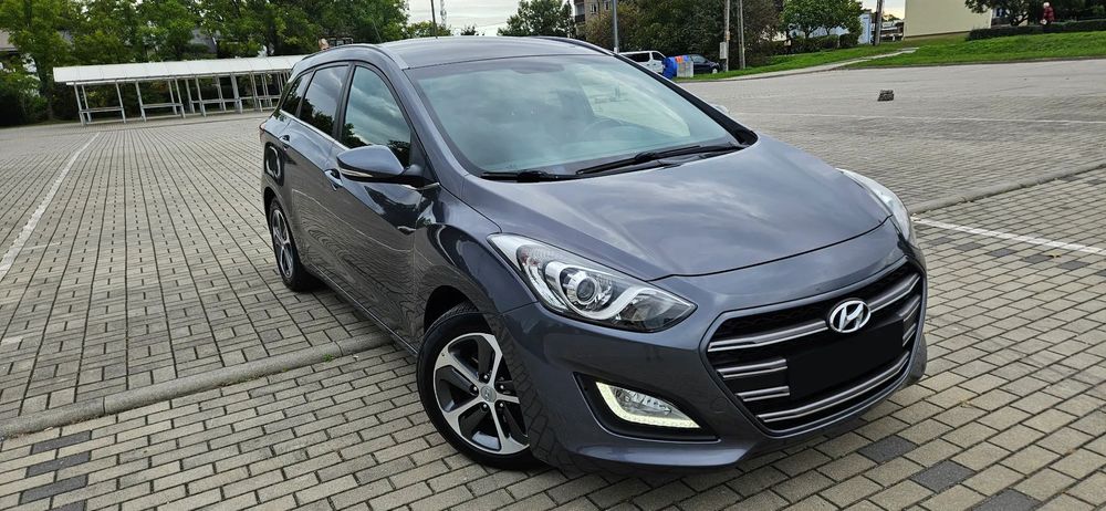Hyundai I30 1.4 100KM/navi/LEDY/kamera/bezwypadkowy/ZADBANY/serwisowany