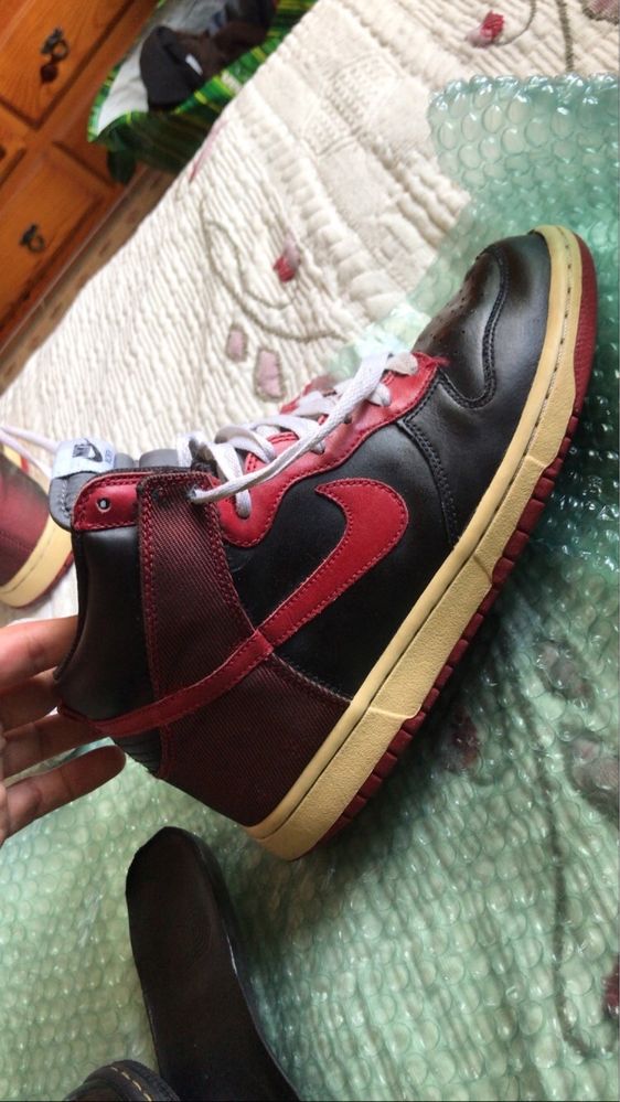 Nike dunk high north varsity red