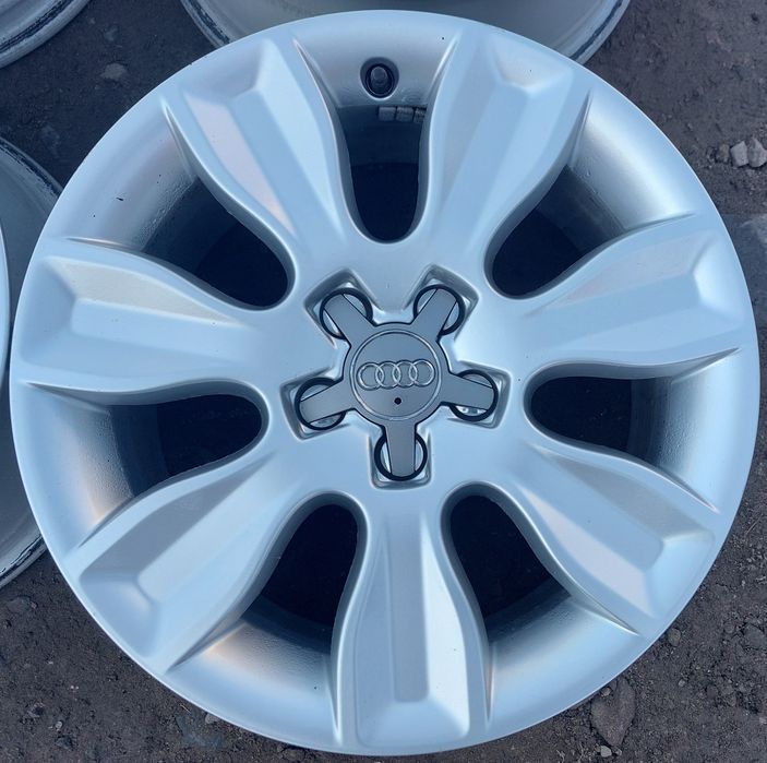 5 100 R16 Audi A3 VW Golf Scoda