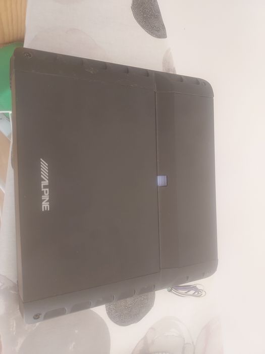 Amplificador Alpine