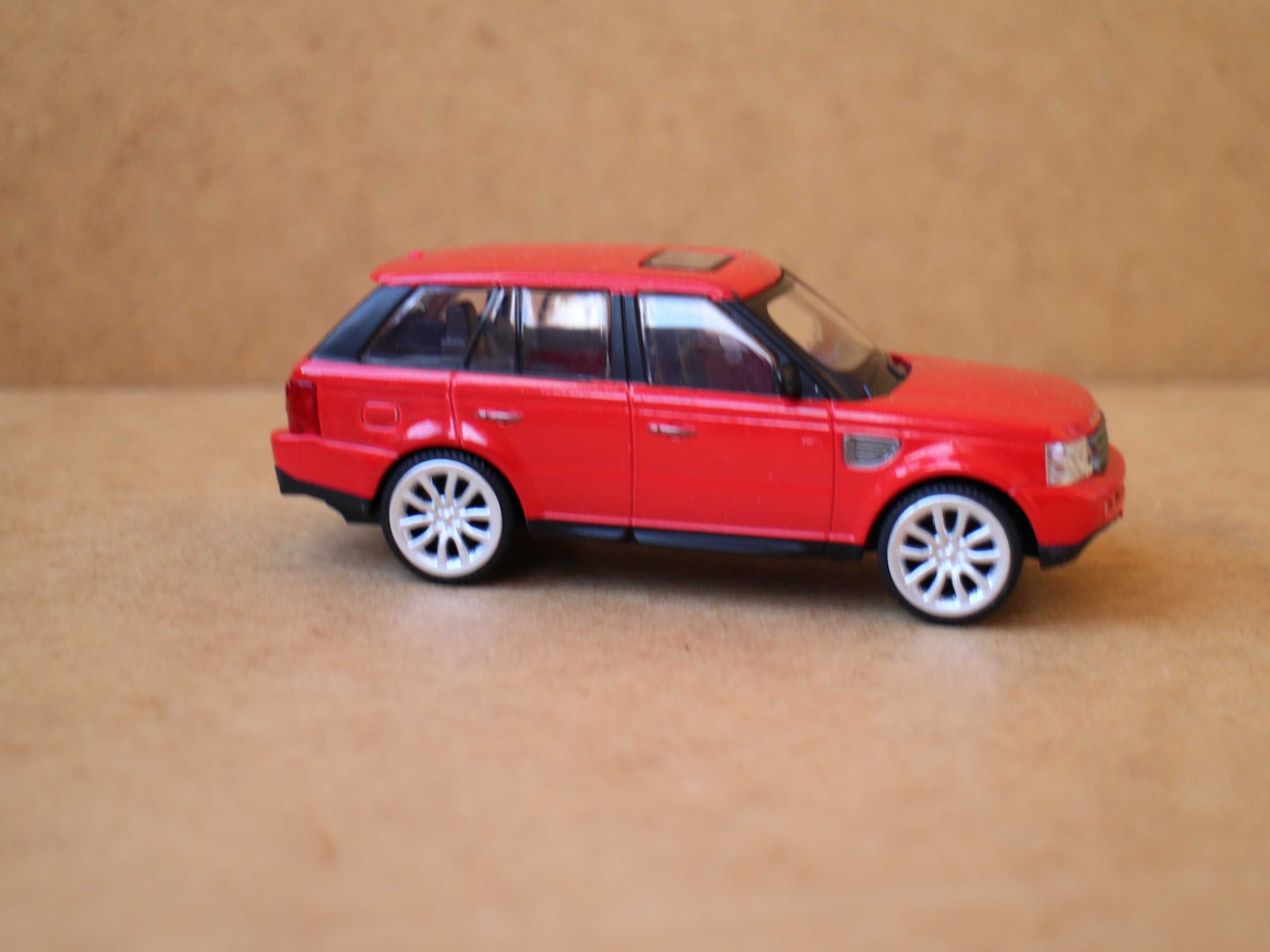 Range Rover Sport масштабная модель 1:43