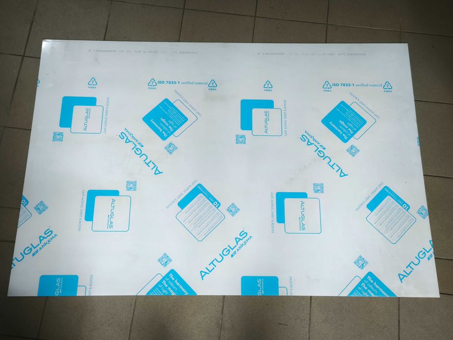 Plexi pleksa poliwenglan PMMA mleczna opal 3mm 100x150cm 17 szt