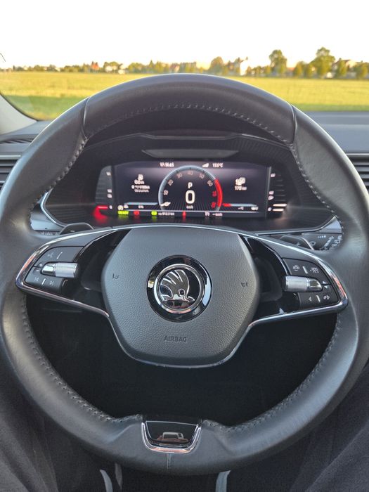 Superb plug-in 218KM Bezwypadkowy Style DSG Virtual C