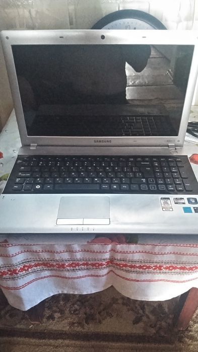 Ноутбук Samsung rv 515