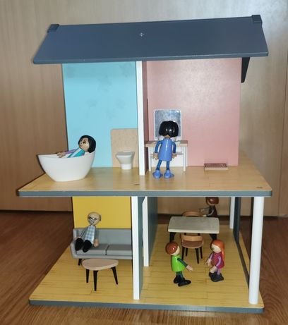 Playtive Drewniany domek dla lalek+książki Królik Franek