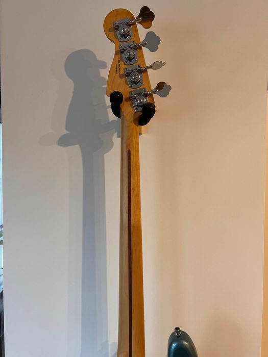 Fender Jazz Bass Player Tidepool + Hard Case