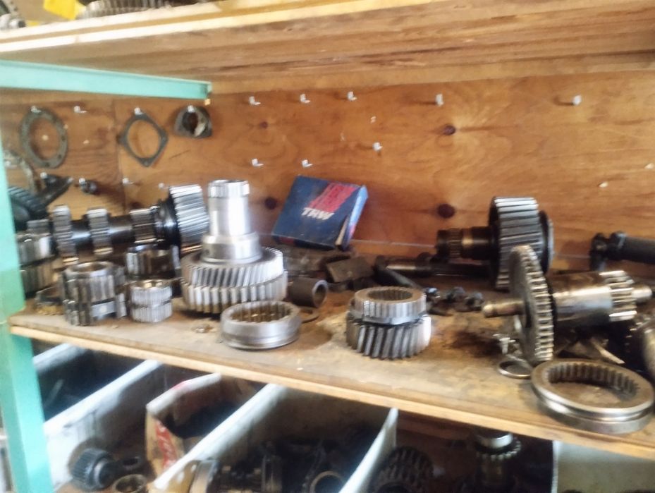 Części do Mb trac od 700 do 1800