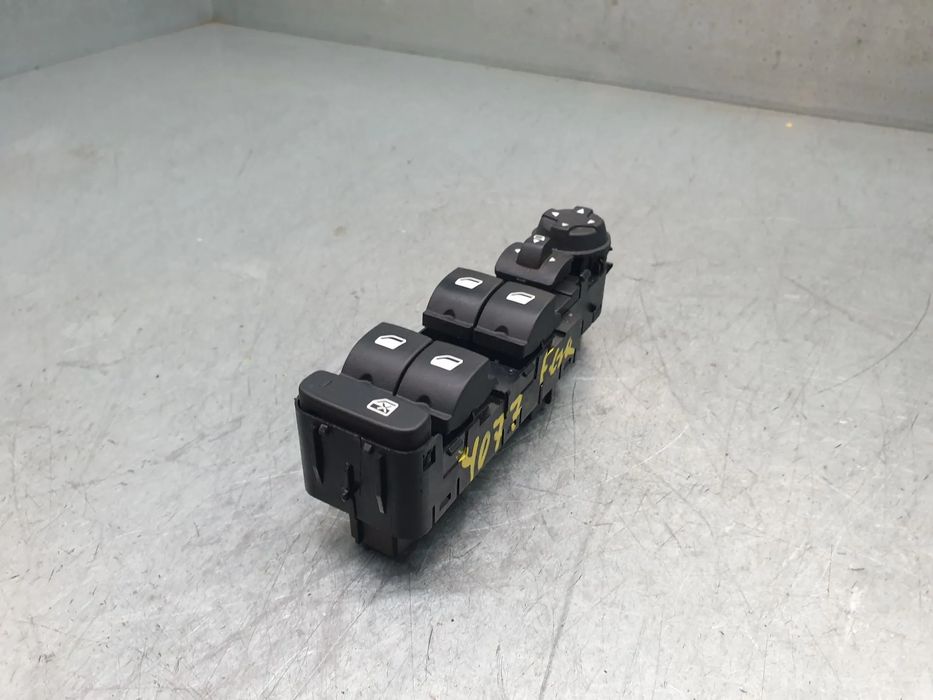 Comando / botão / interruptor vidros frente esquerdo PEUGEOT 3008 II (