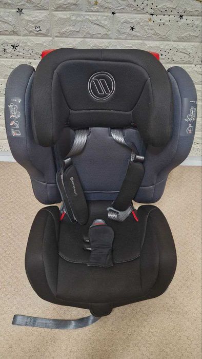 Автокрісло Avionaut EVOLVAIR, 9-36 кг