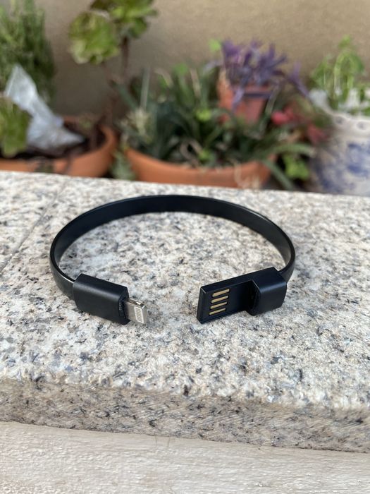 Cabo Pulseira Lightning + USB para iPhone, iPad, iPod.