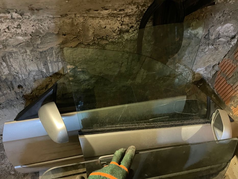 Двері від Subaru OutBack BH (1999-2003)