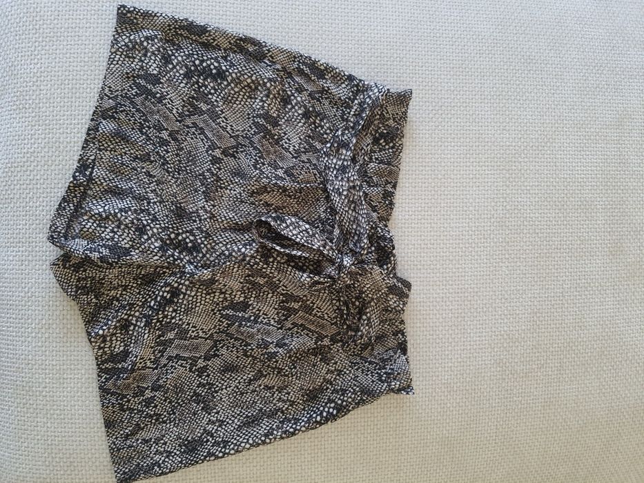 Szorty wiązane Mohito, brązowe,  r.36