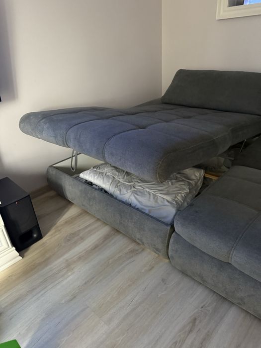 Kanapa z funkcja spania i pojemnikiem na posciel  160x220