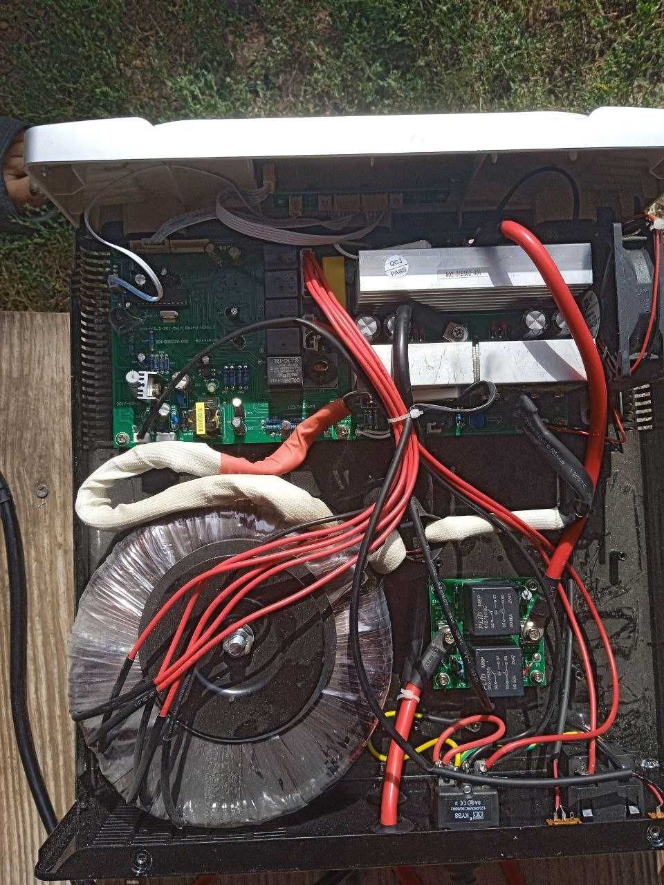 ДБЖ+Стабілізатор 1кВт (пік 1,6)  HORS (UPS з AVR), правильна синусоїда