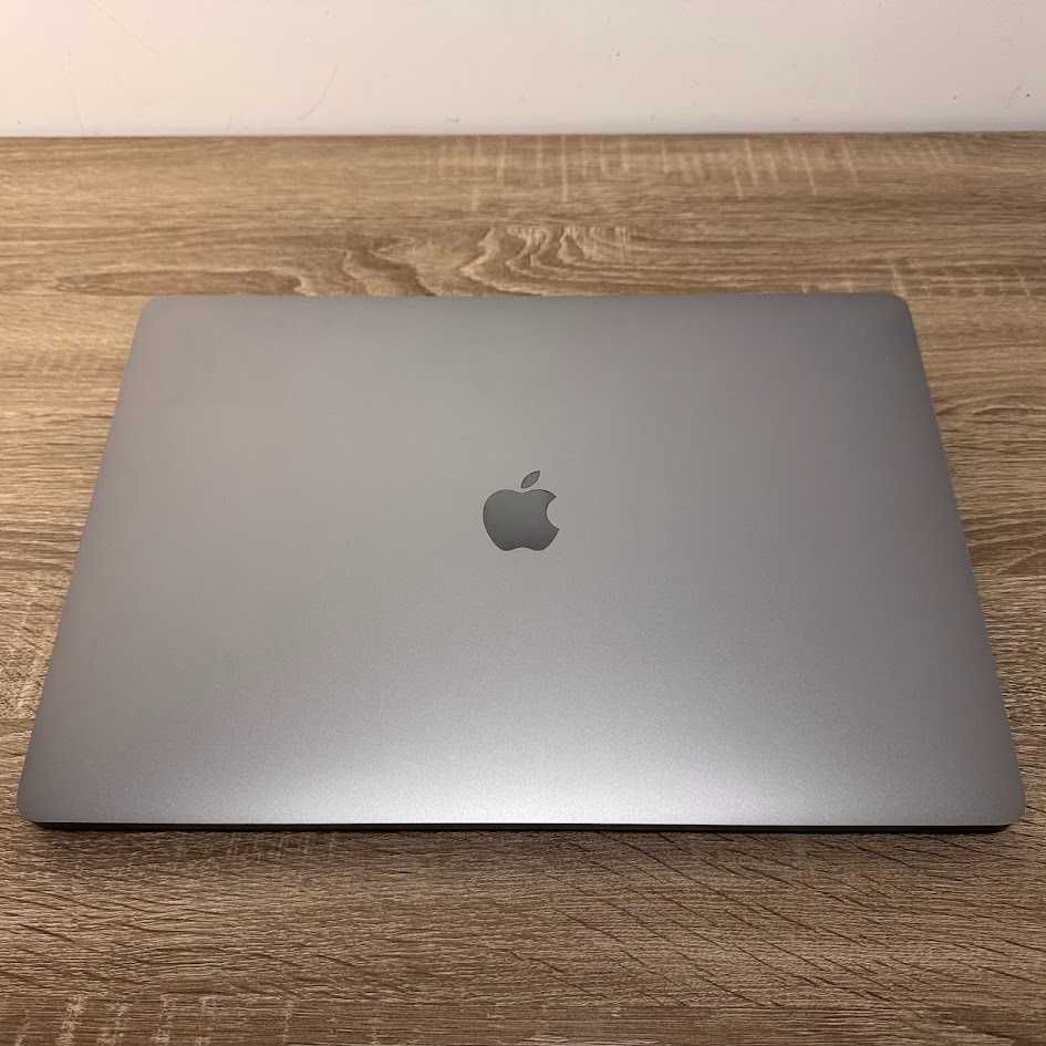 MacBook Pro 16" i9 / 32Gb DDR4 / SSD 512Gb / Radeon 5500m (код: M0341)