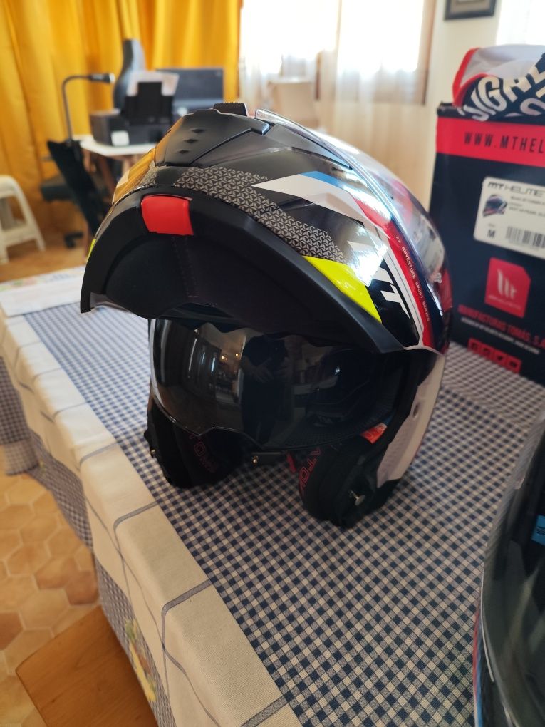 Capacete MT Helmets
